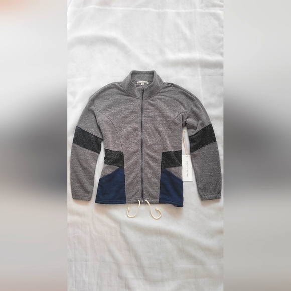 NWT! Preppy Lightweight Women's Threads for Thought Hoodie/Jacket Size Small - Picture 7 of 7